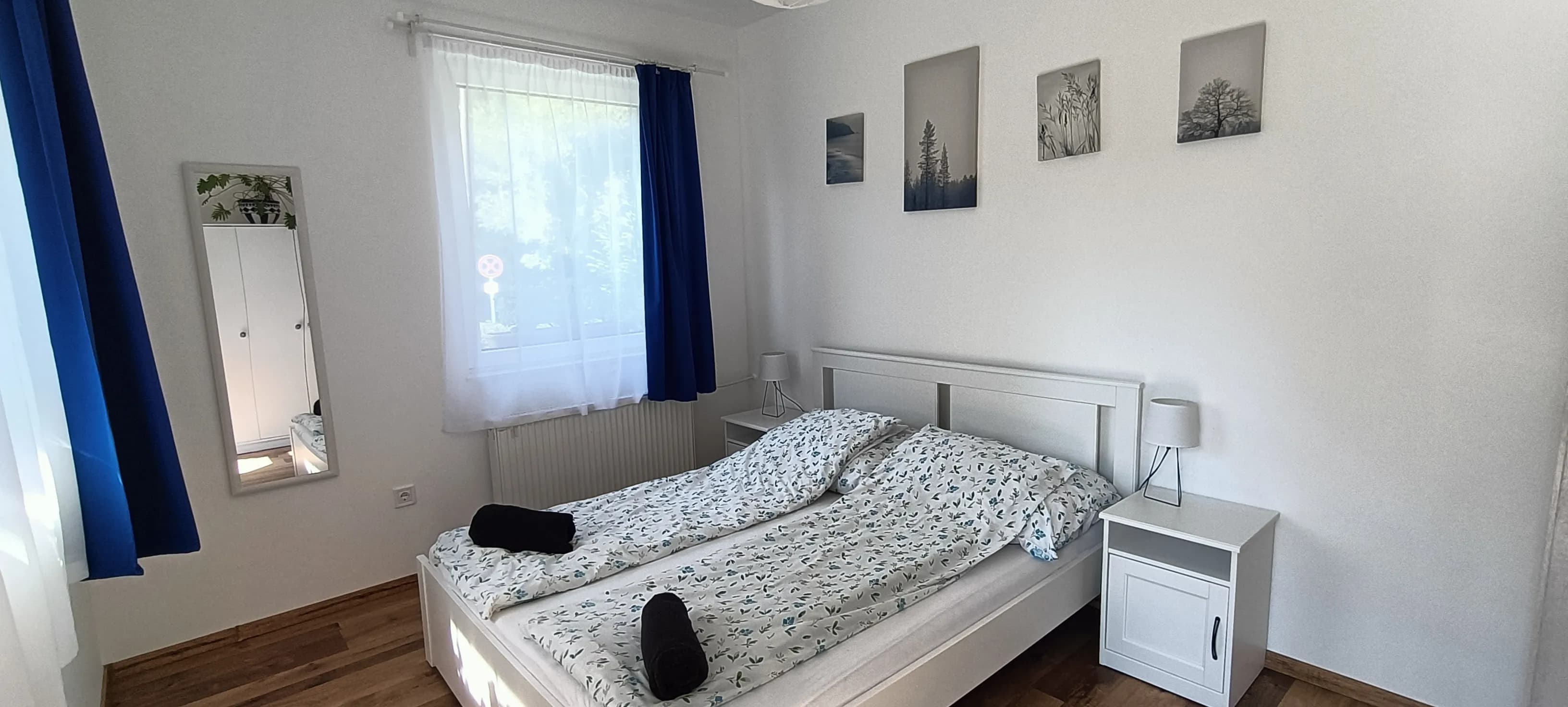 Liget Vendégház - Hálószoba természetes fénnyel